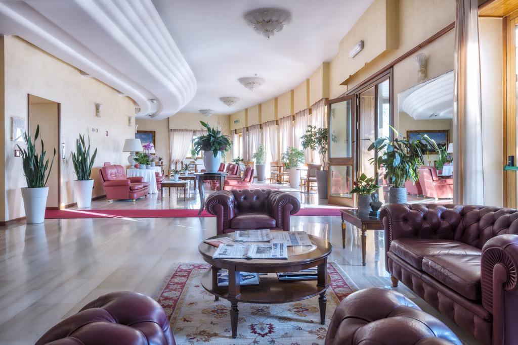 Astura Palace Hotel Неттуно Экстерьер фото