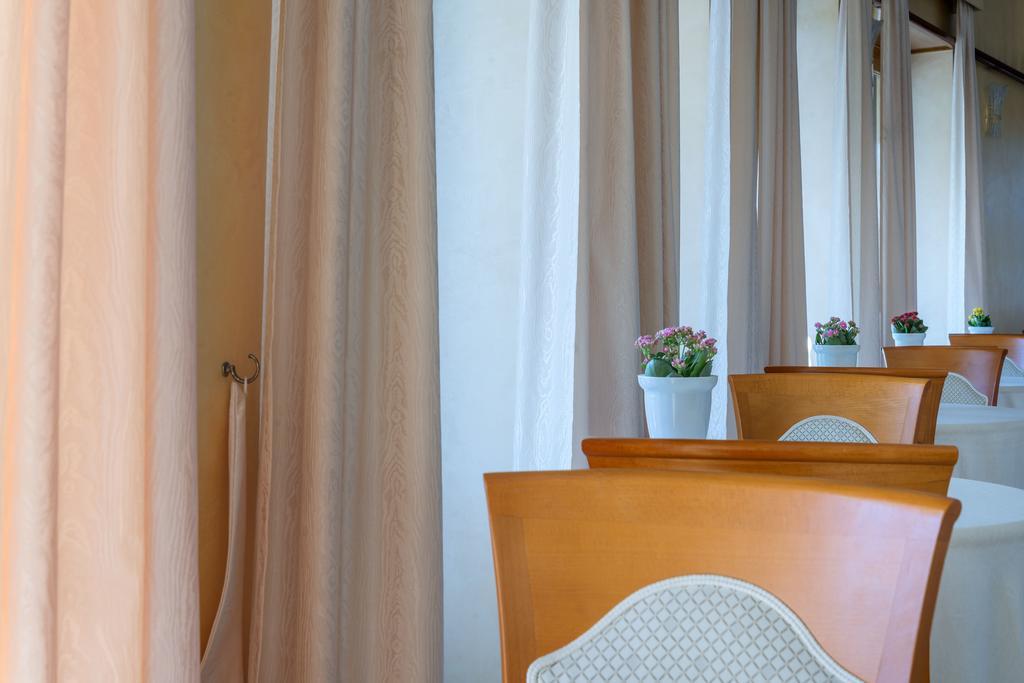 Astura Palace Hotel Неттуно Экстерьер фото