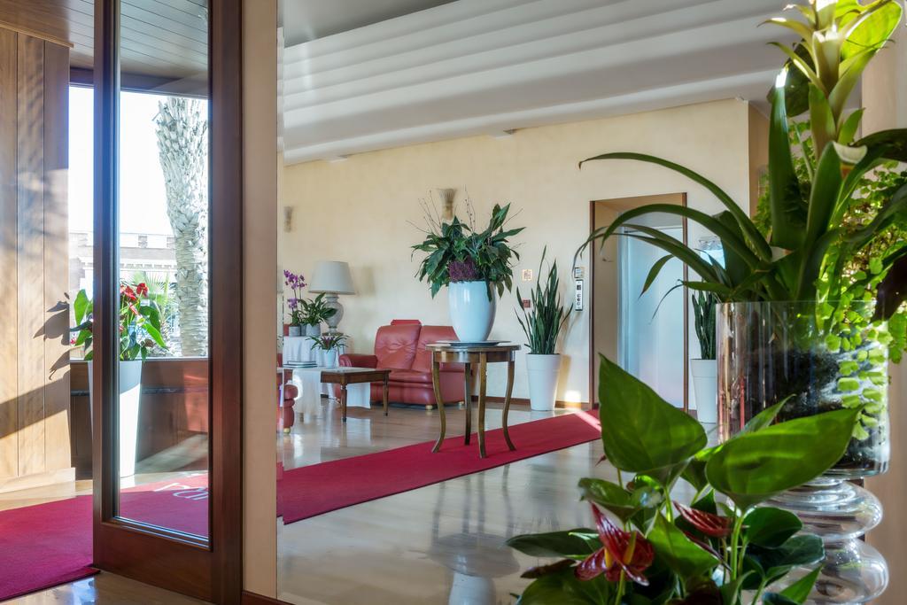 Astura Palace Hotel Неттуно Экстерьер фото