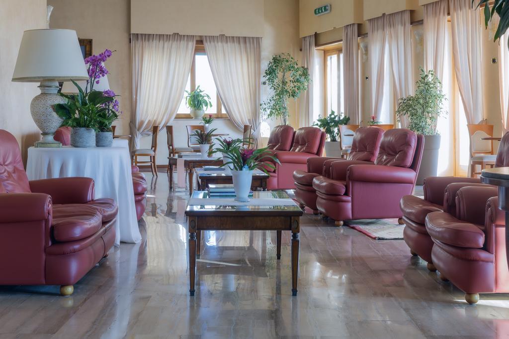 Astura Palace Hotel Неттуно Экстерьер фото