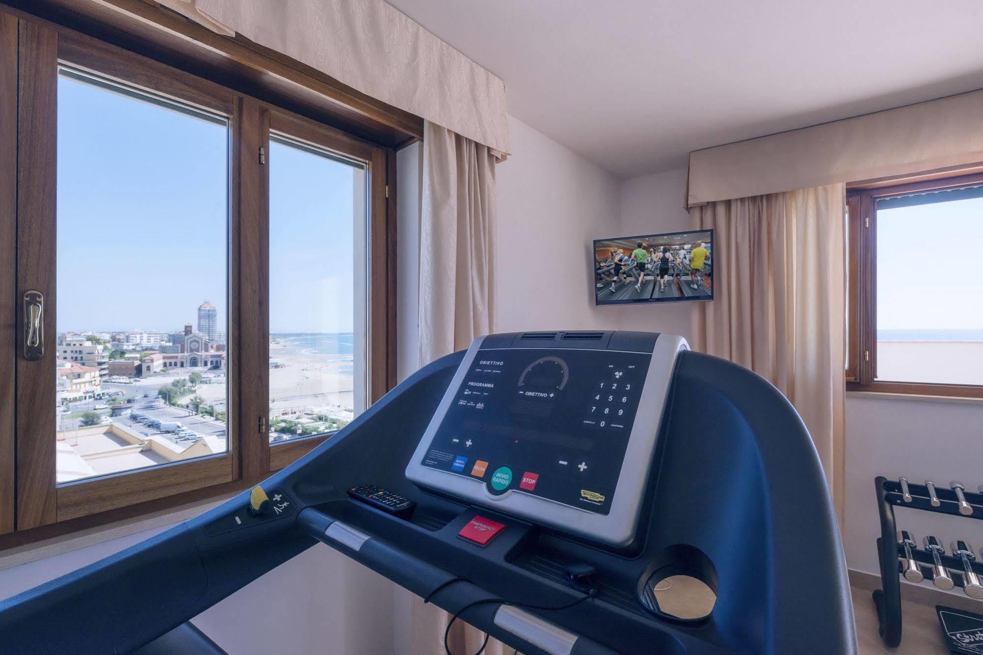 Astura Palace Hotel Неттуно Экстерьер фото