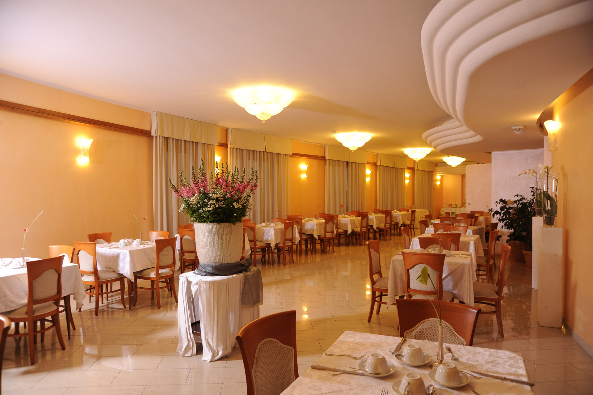 Astura Palace Hotel Неттуно Экстерьер фото